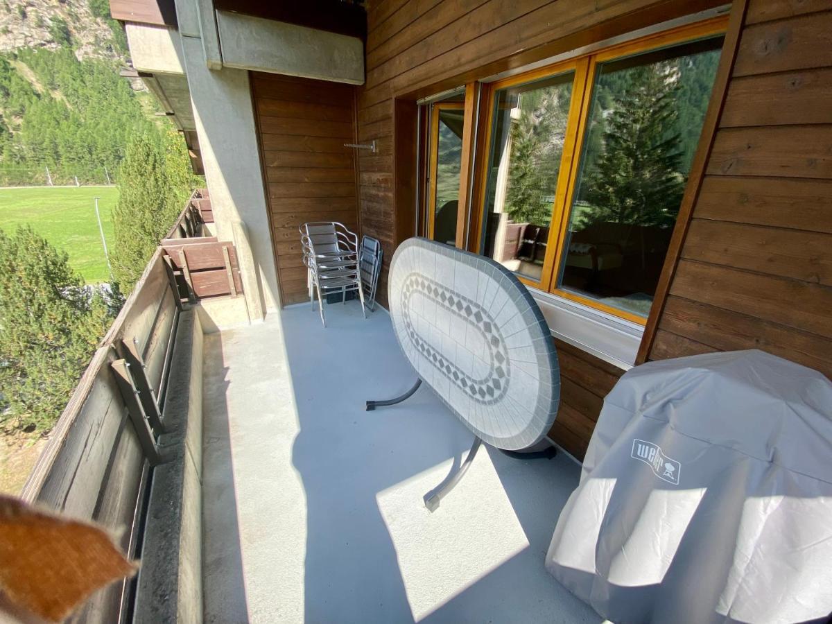 Moderne Dachwohnung Naehe Zermatt Mit Balkon Täsch Kültér fotó