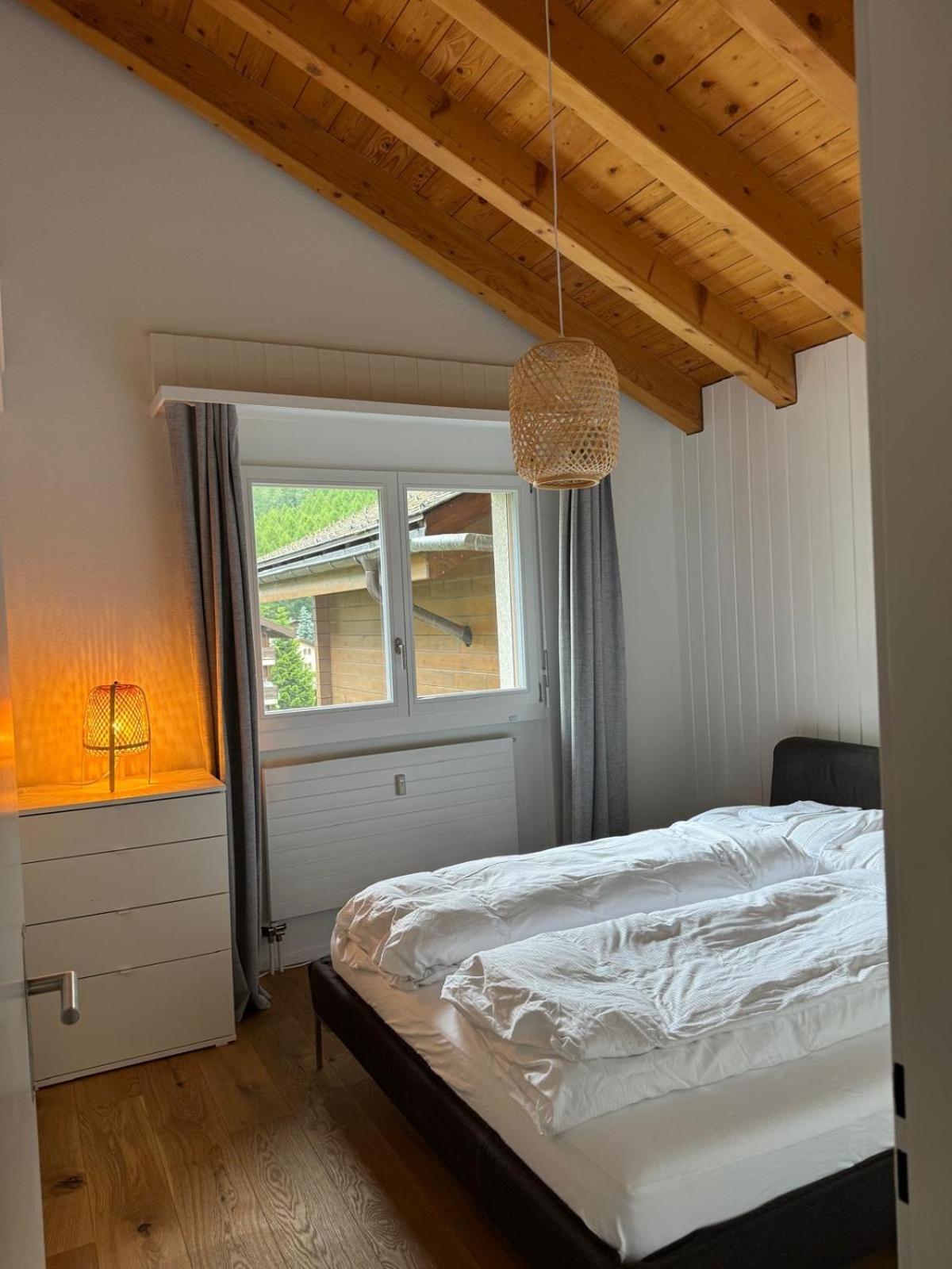 Moderne Dachwohnung Naehe Zermatt Mit Balkon Täsch Kültér fotó